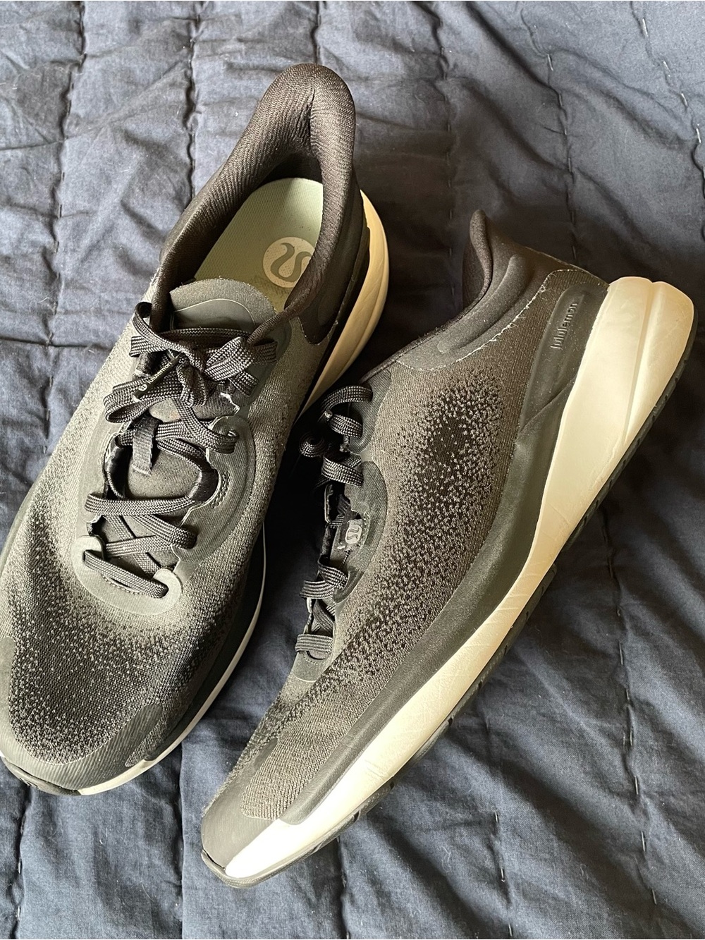 lululemon athletica Chargefeel 2 Low Women's Sneakers - Black/White - Picture 5 of 8